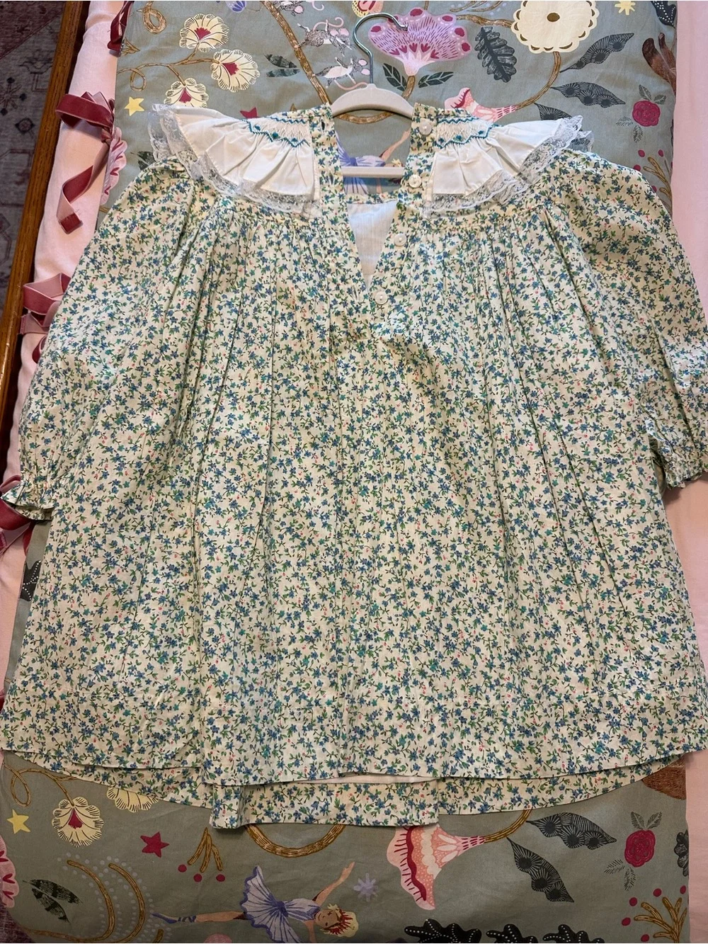 Girls' 4T Floral Smocked Collar Dress